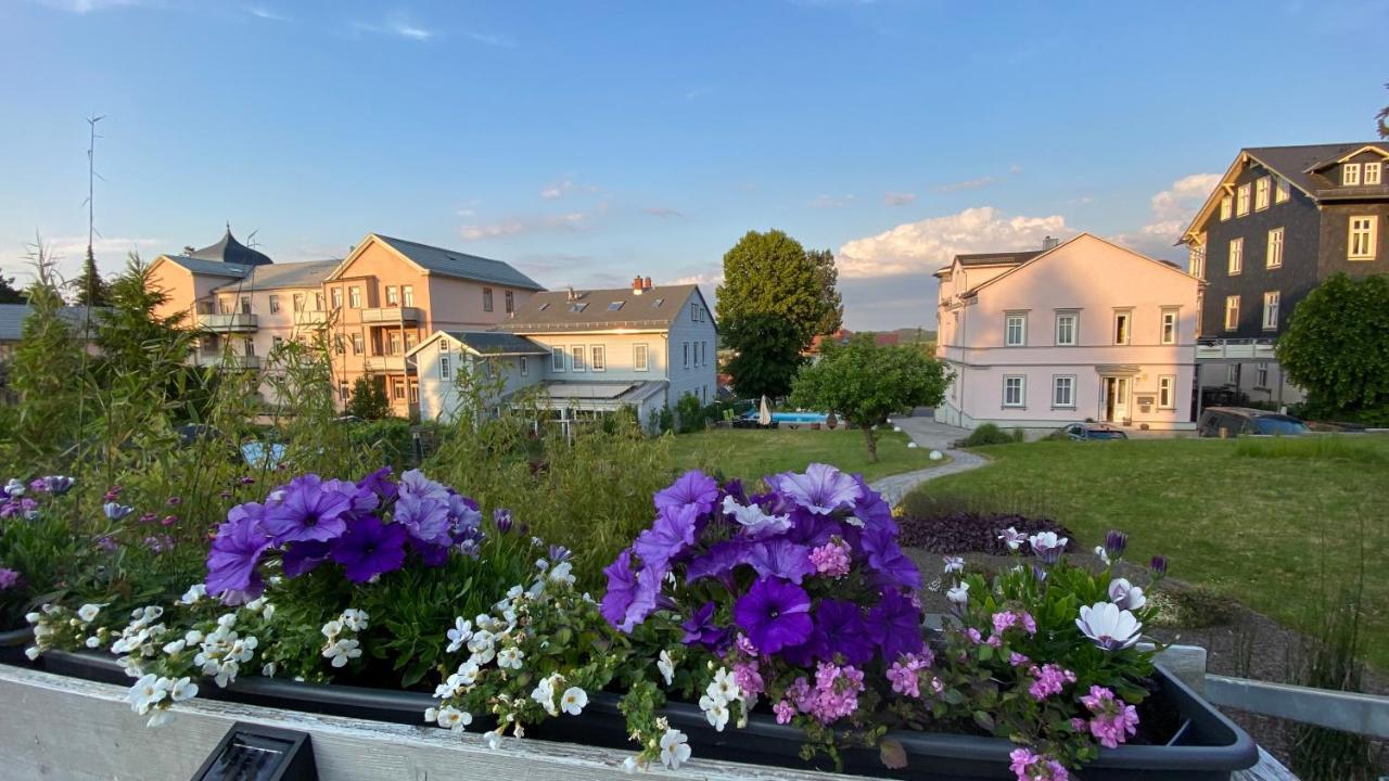 Ferienhaeuschen Gartenblick Friedrichroda Exterior foto
